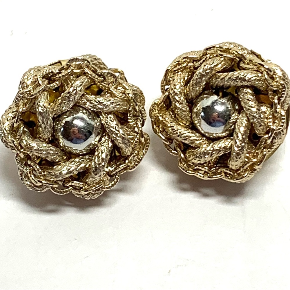 Vintage 50's Gold Tone Chain Beaded Cluster Mid Century Clip On Earrings